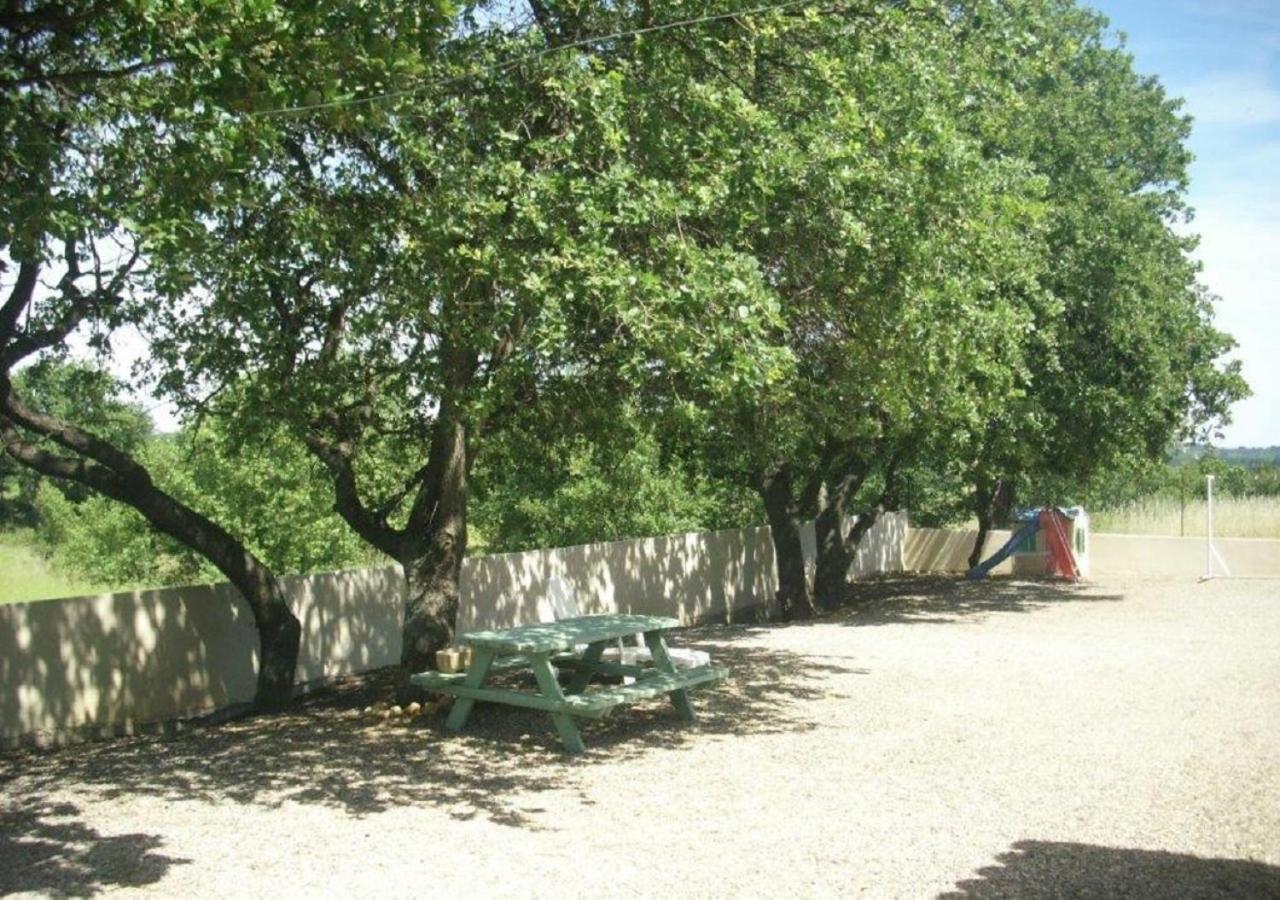Les Chenes De Da-Li Bed and Breakfast Lezignan-la-Cebe Exterior foto
