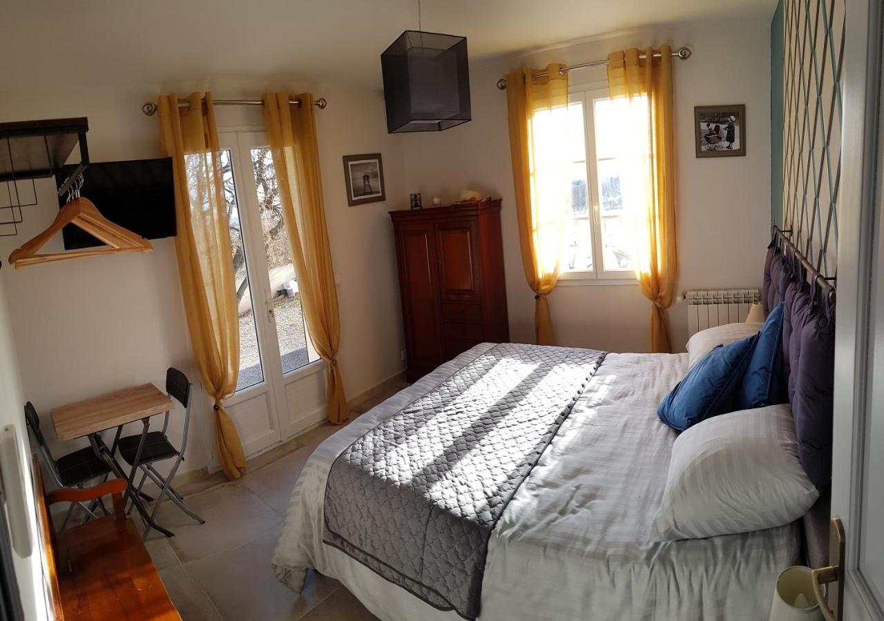 Les Chenes De Da-Li Bed and Breakfast Lezignan-la-Cebe Exterior foto